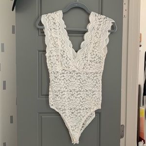 NWOT lace vanilla bodysuit